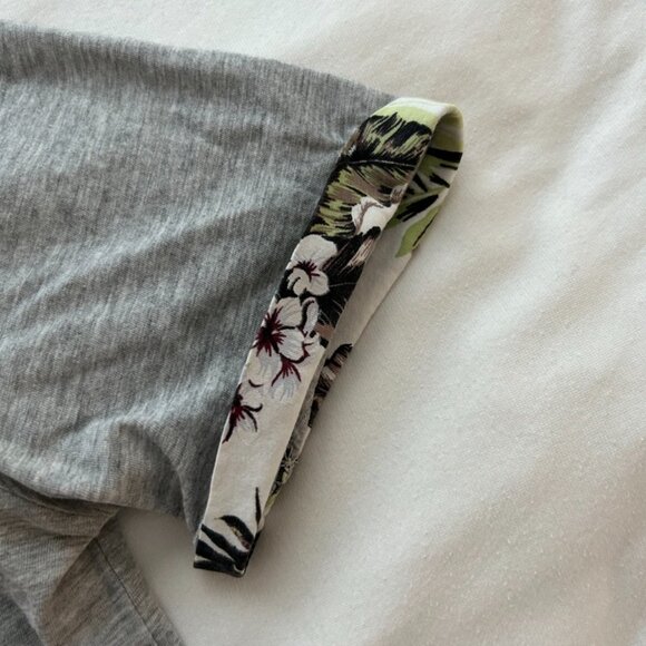 H&M tropical t-shirt - Picture 3 of 5